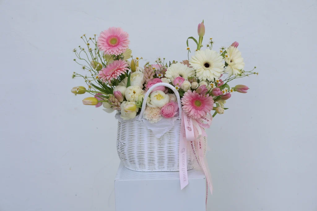 Jewish Holiday Flowers in Miami | Shabbat, Shavuot, Passover