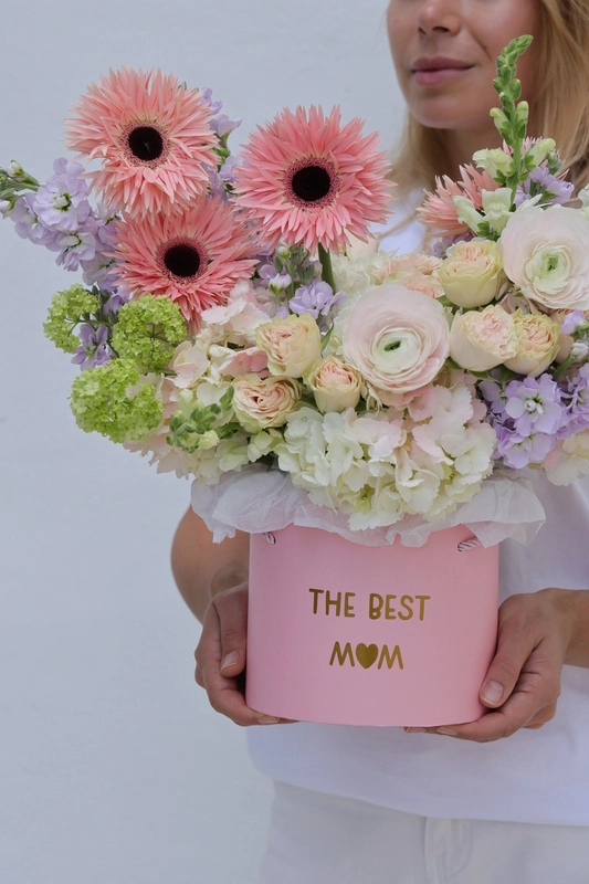 Mother’s Day Flowers: Which Flowers Truly Symbolize Motherhood 6 Mother’s Day Flowers Miami