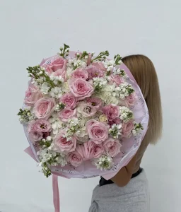 Bouquet-with-Garden-Roses-Hydrangea