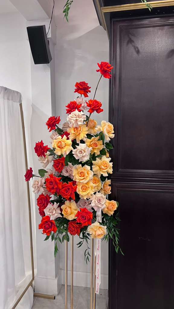 Synagogue Décor