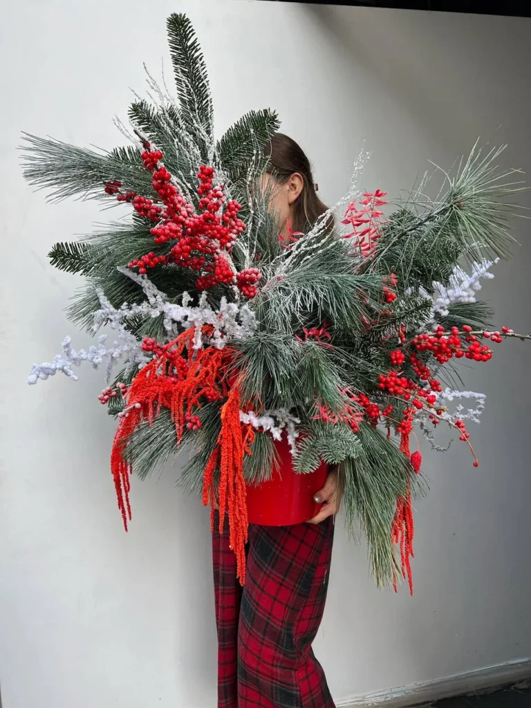 Modern Floristry in Miami: How EsteeFlower Designs Airy, Elegant, and Thoughtful Floral Arrangements 2 Christmas hat box arrangement with aromatic fir and seasonal accents