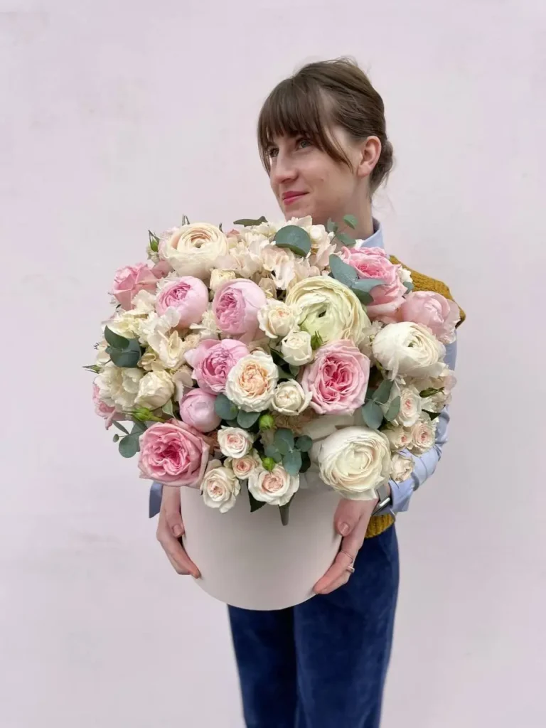 Flowers in a Hat Box 7